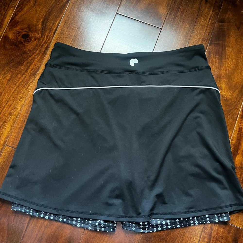 Krimson Klover women’s athletic skort, black and white, size medium - Picture 2 of 4